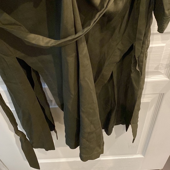 🔴SOLD🔴 Forever 21 army green kimono/trench - Picture 4 of 8